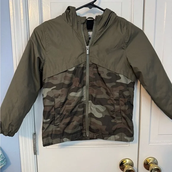 Carter's Kids Camo Jacket - Green and Brown. Adorable! Lined. Like New.Sz 6 - Picture 9 of 11
